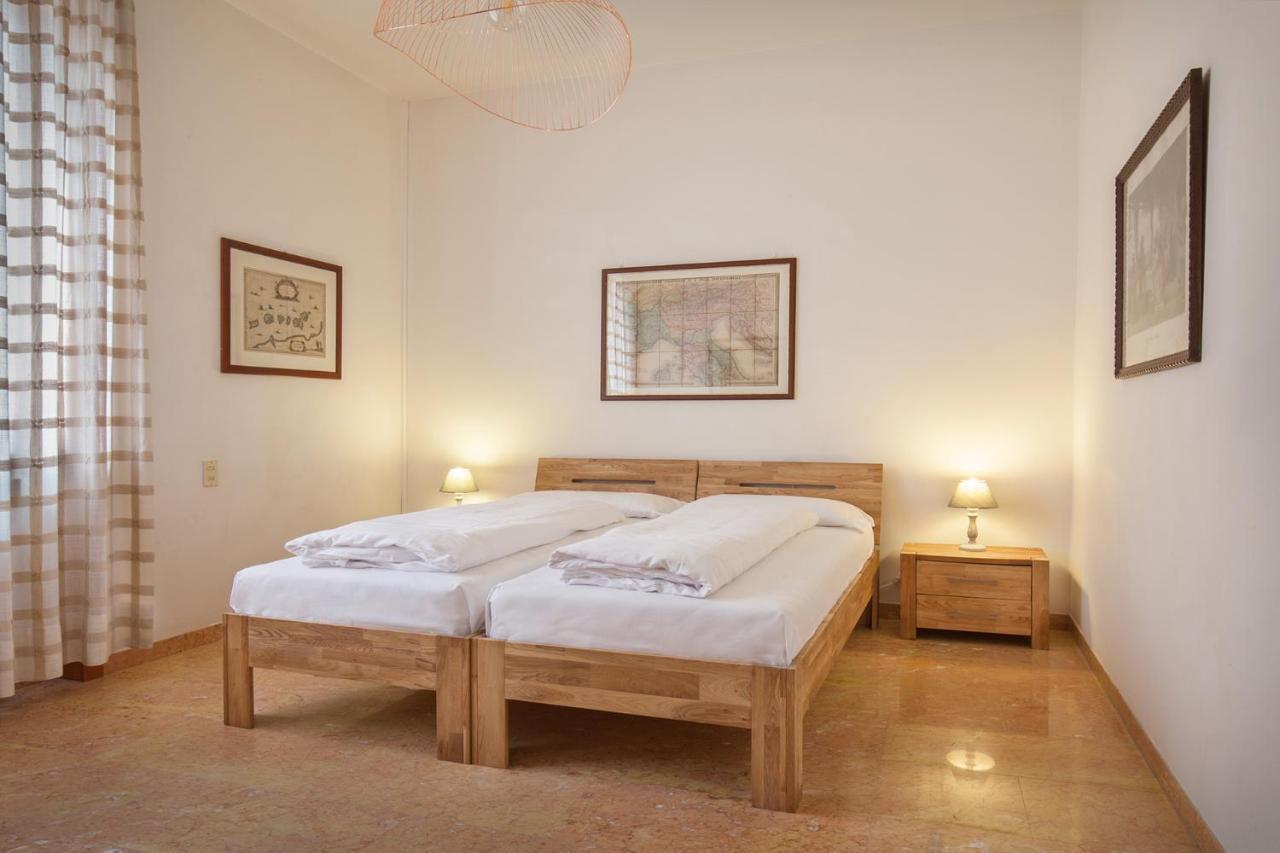 Villa Francesca-Grande Appartamento In Riva Al Lago Brenzone sul Garda Exterior photo