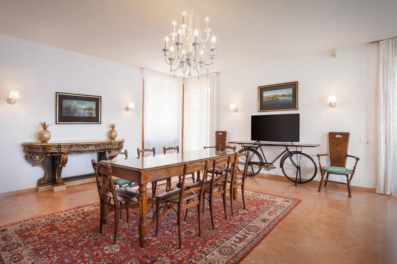 Villa Francesca-Grande Appartamento In Riva Al Lago Brenzone sul Garda Exterior photo